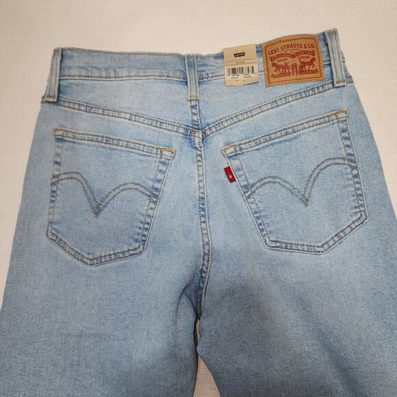 Levi's wedgie straight women size W28''xL28''-button fly - Picture 9 of 9
